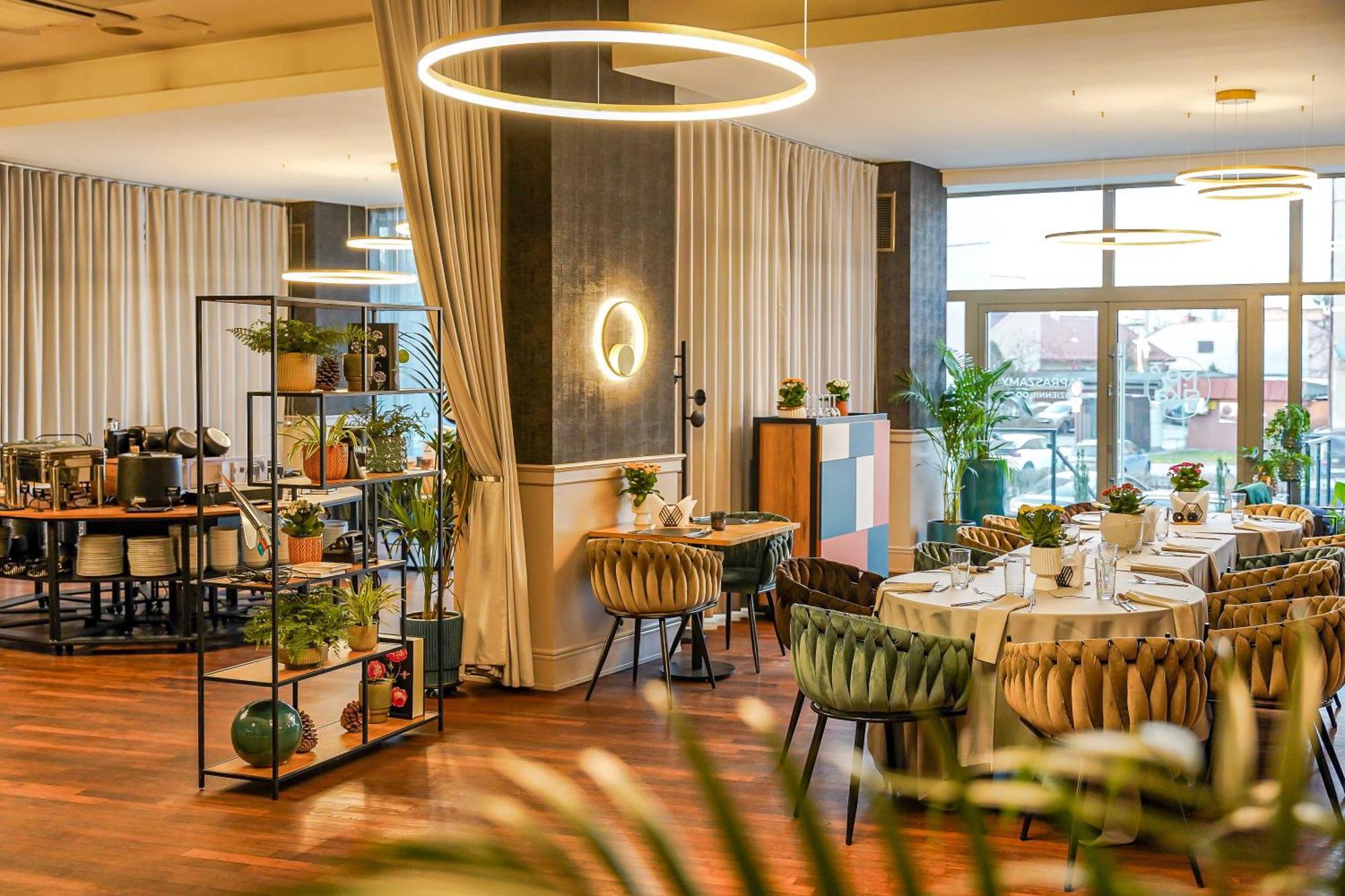 Hotel Tarnovia Tarnow Extérieur photo