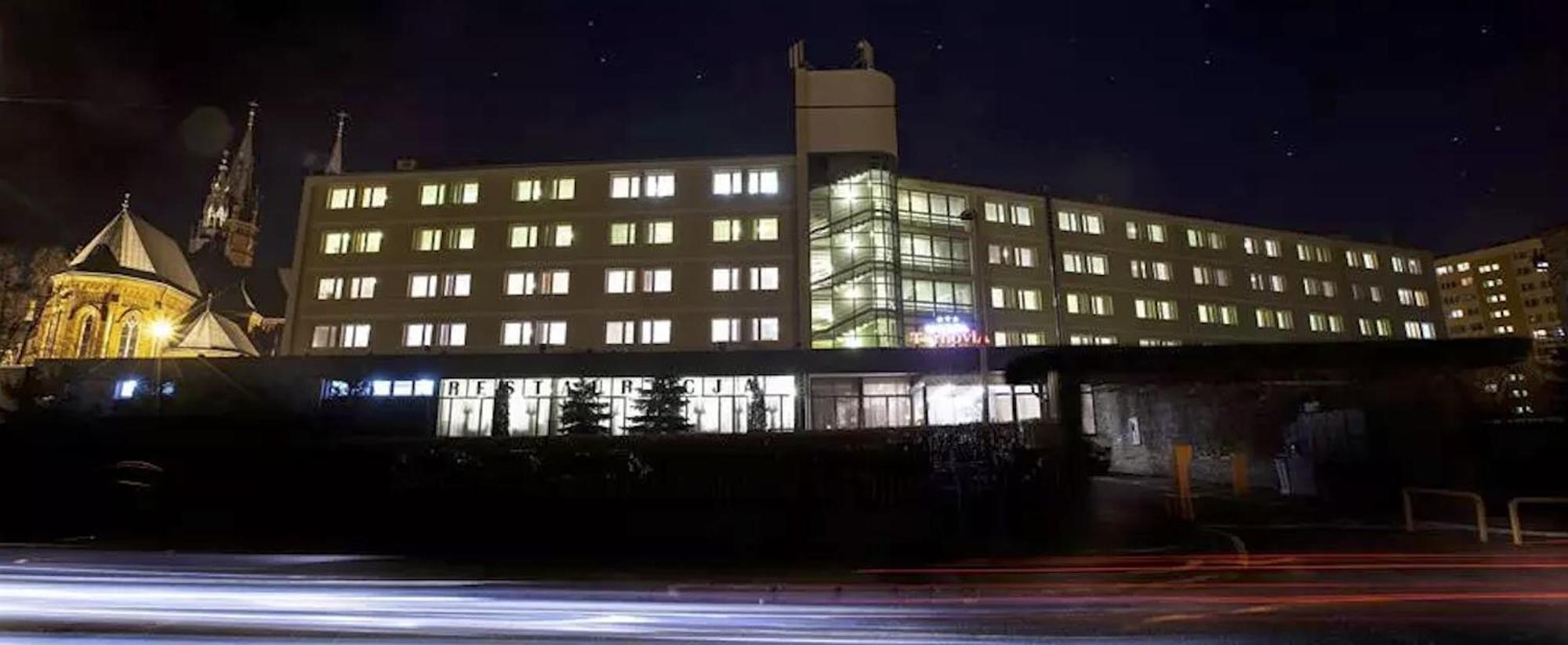 Hotel Tarnovia Tarnow Extérieur photo